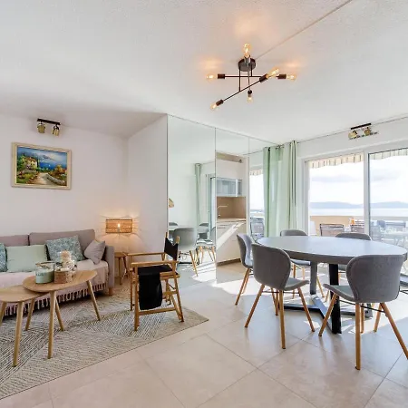 Le Palazzo Del Mar-11 By Interhome